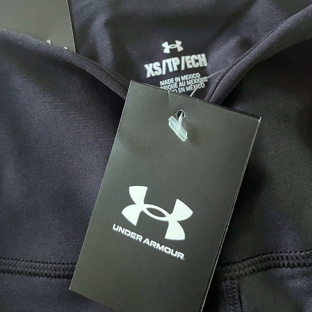 Black Under Armour yoga pants